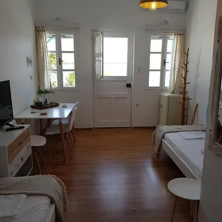 Homestay Sofia's Livadi (Serifos)